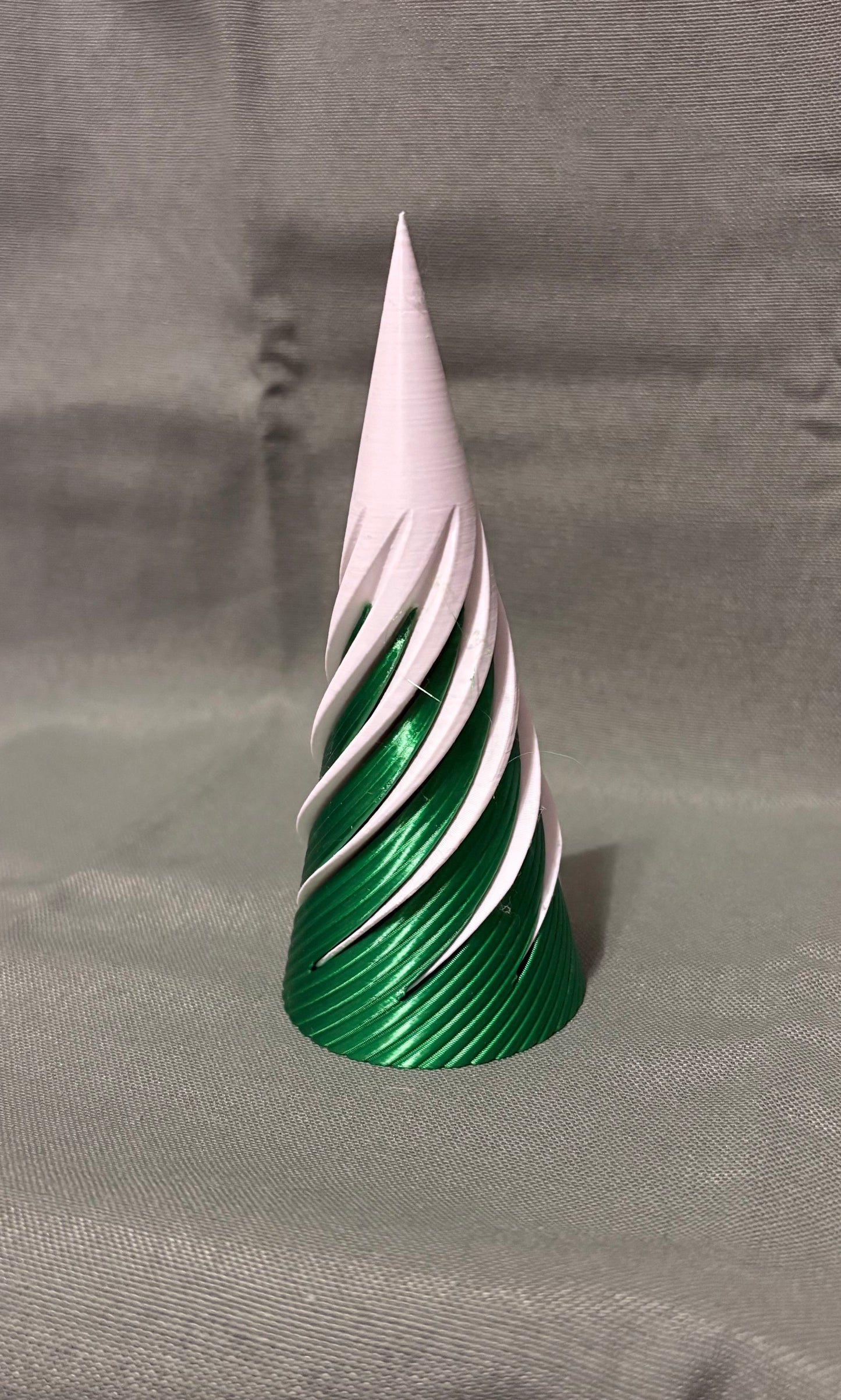 3D Printed Swirling Christmas Tree